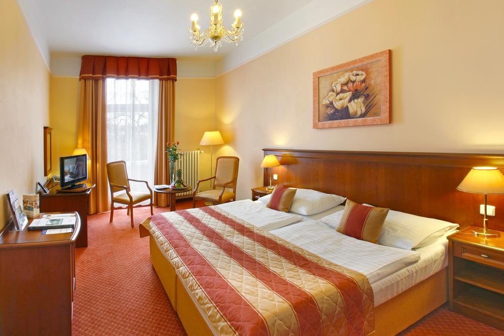 Ensana Centrální Lázně - Maria Spa Mariánské Lázně Habitación foto